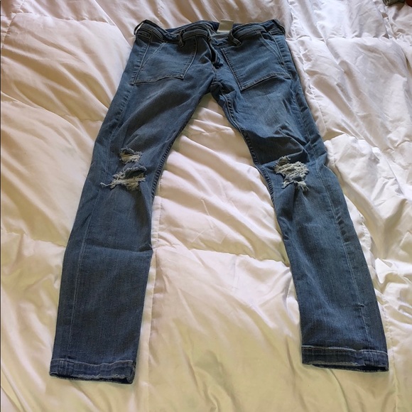 H&M Low Rose Ripped Jeans - Picture 3 of 5